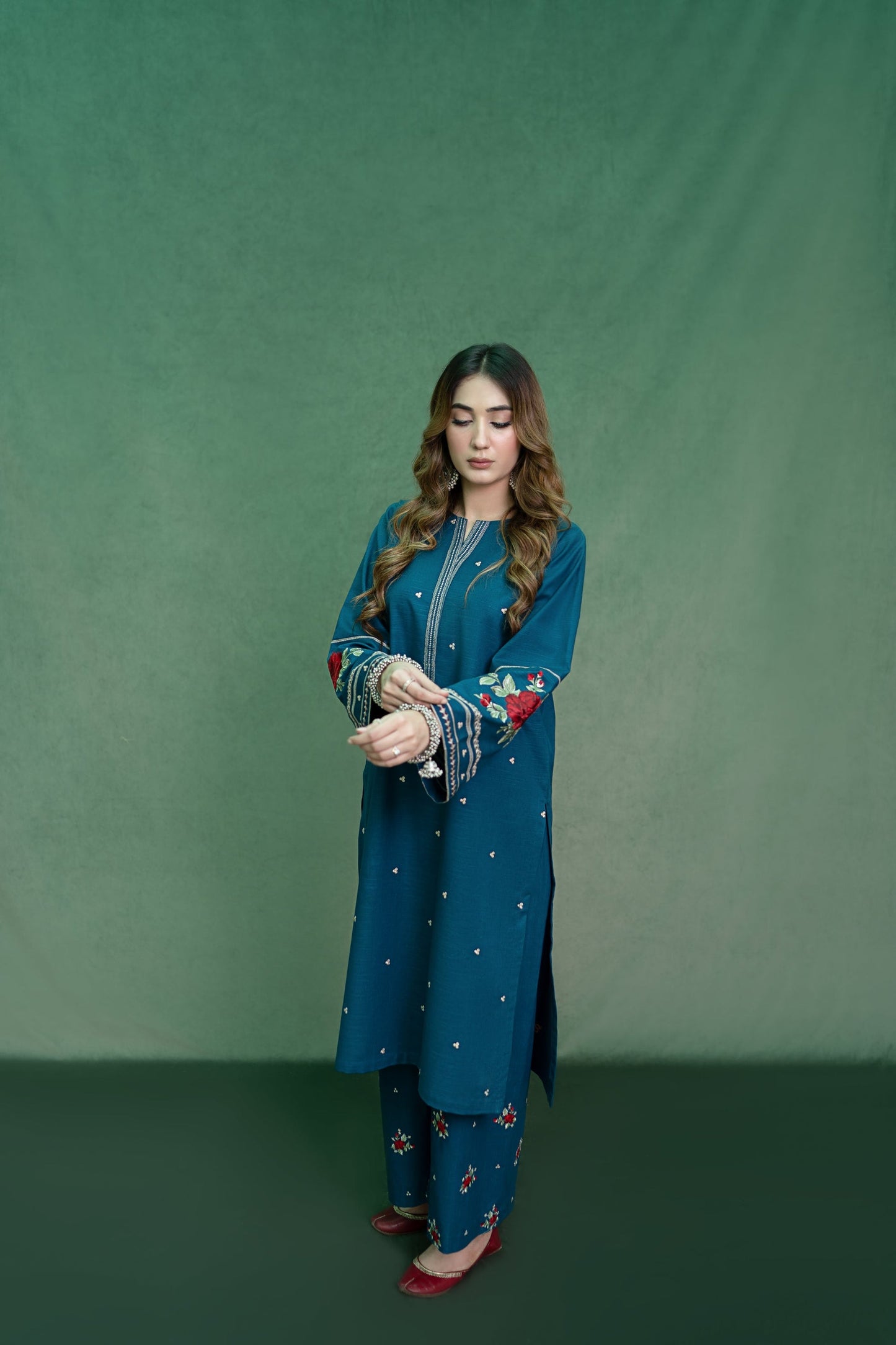 URGE-2PC DHANAK EMBROIDRED SHIRT WITH DHANAK EMBROIDRED TROUSER-W.J-1509