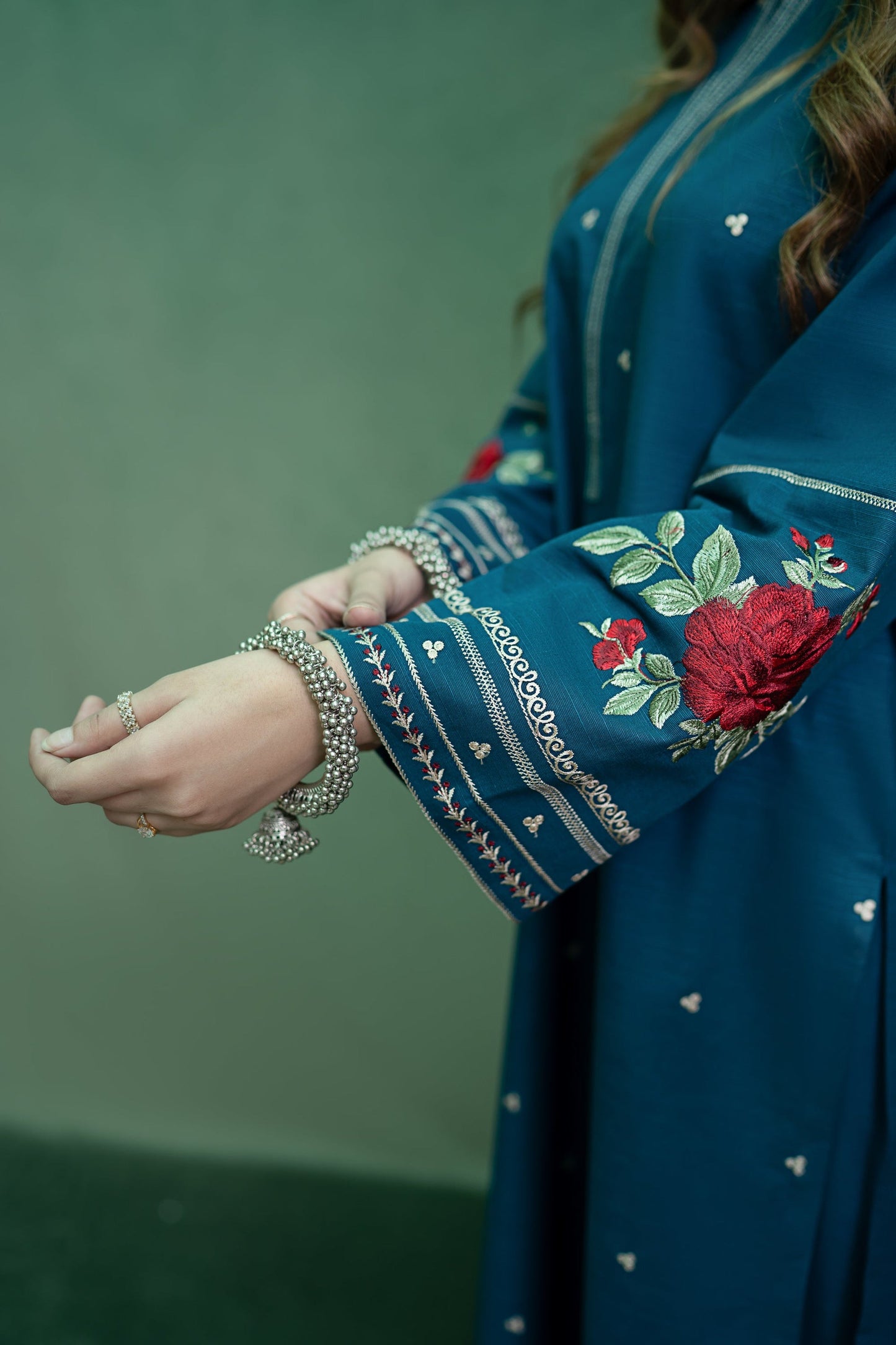 URGE-2PC DHANAK EMBROIDRED SHIRT WITH DHANAK EMBROIDRED TROUSER-W.J-1509