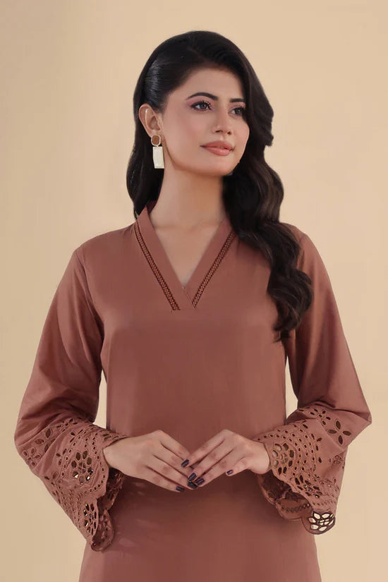 SAPPHIRE-3PC DHANAK EMBROIDERED SHIRT WITH KHADDI NET EMB DUPATTA AND TROUSER-W.J-1998