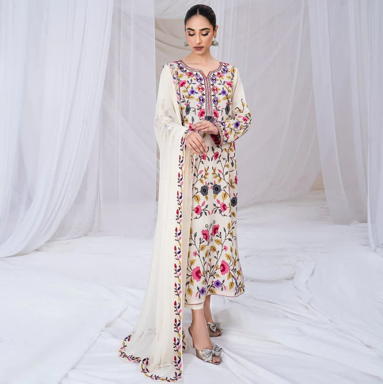 SAPPHIRE-3PC DHANAK EMBROIDERED SHIRT WITH BAMBER CHIFFON EMBROIDERED DUPATTA & TROUSER-W.J-1991
