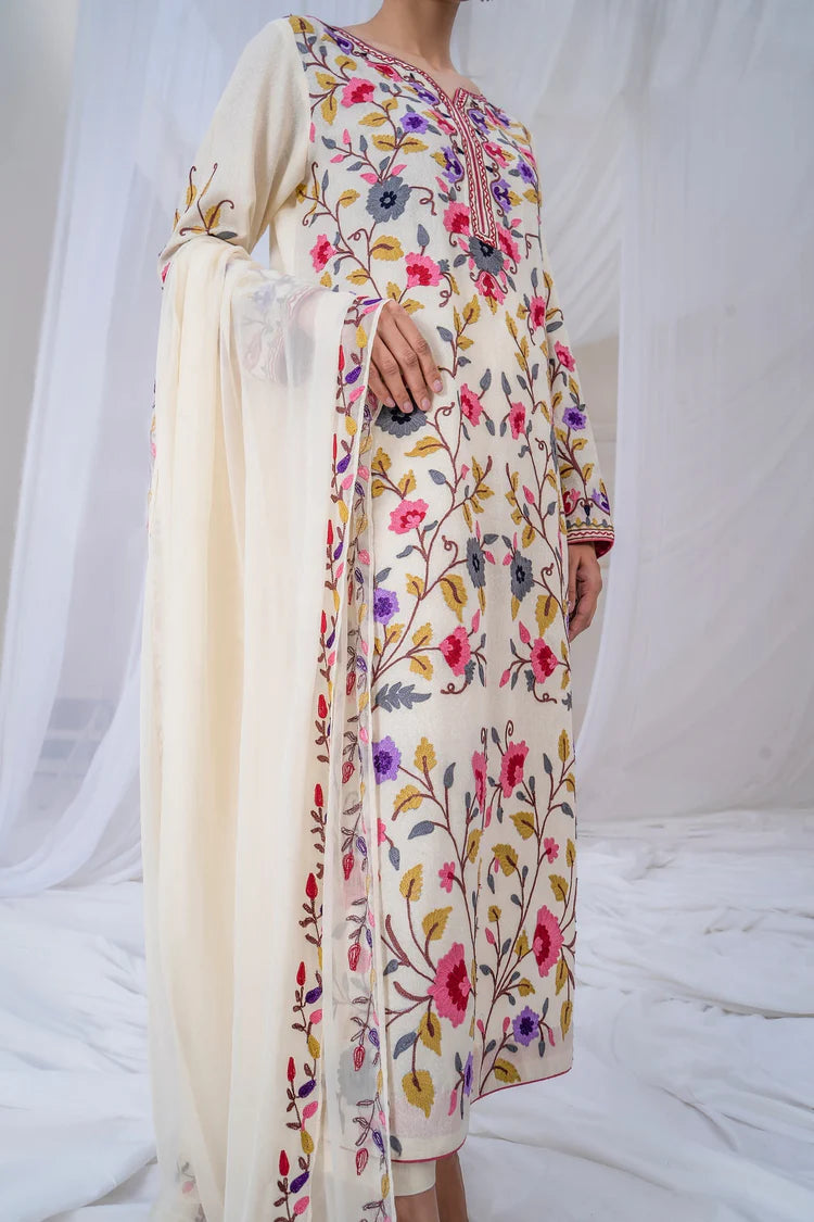 SAPPHIRE-3PC DHANAK EMBROIDERED SHIRT WITH BAMBER CHIFFON EMBROIDERED DUPATTA & TROUSER-W.J-1991