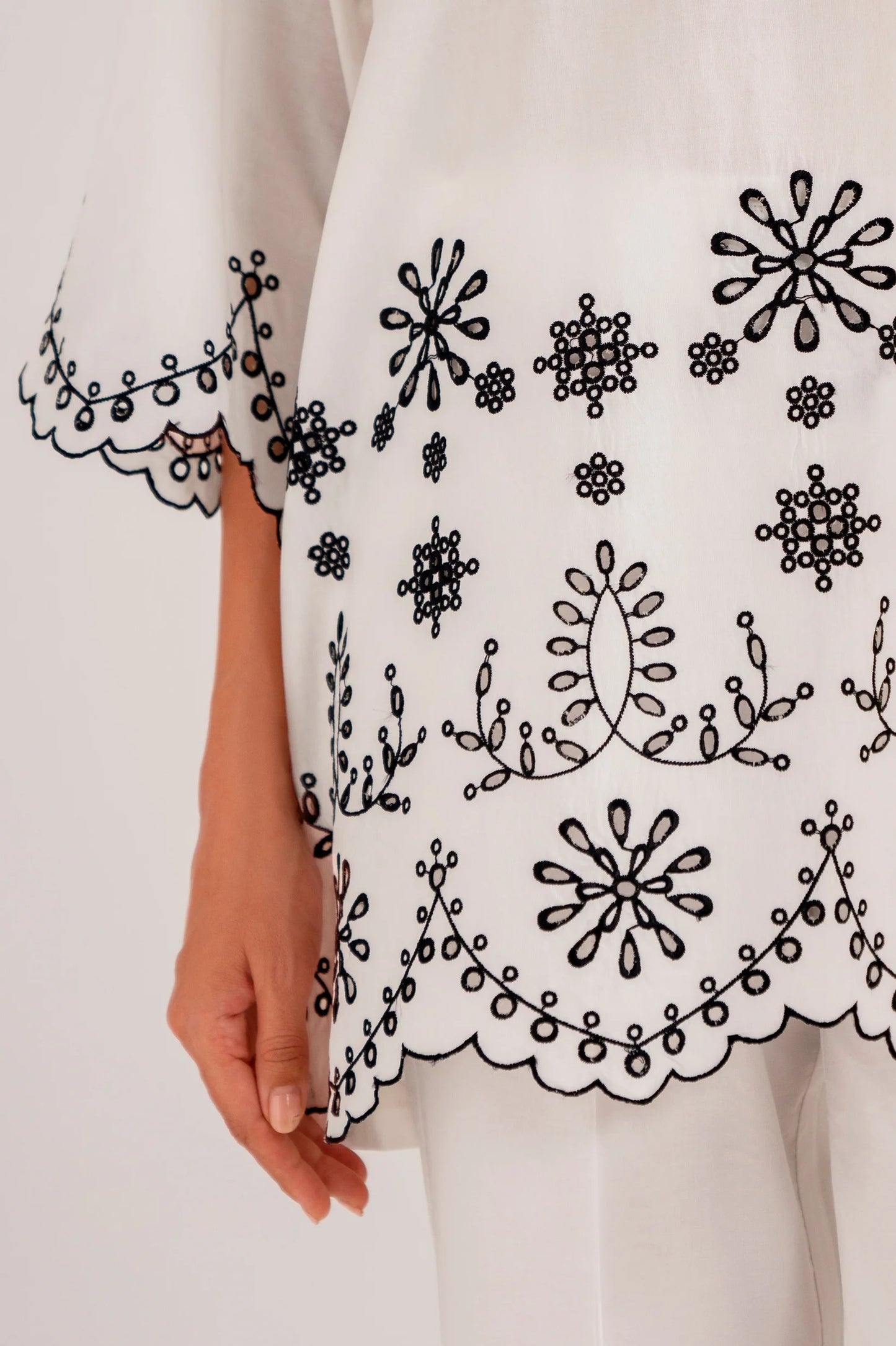 HANA-2PC DHANAK EMBROIDERED SHIRT WITH DHANAK EMBROIDERED TROUSER-W.J-1097