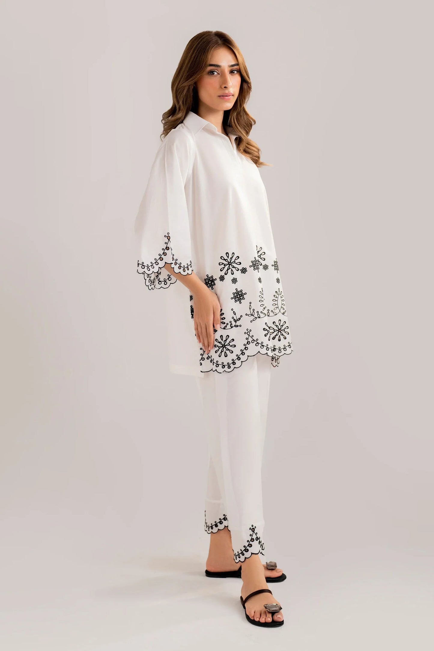HANA-2PC DHANAK EMBROIDERED SHIRT WITH DHANAK EMBROIDERED TROUSER-W.J-1097