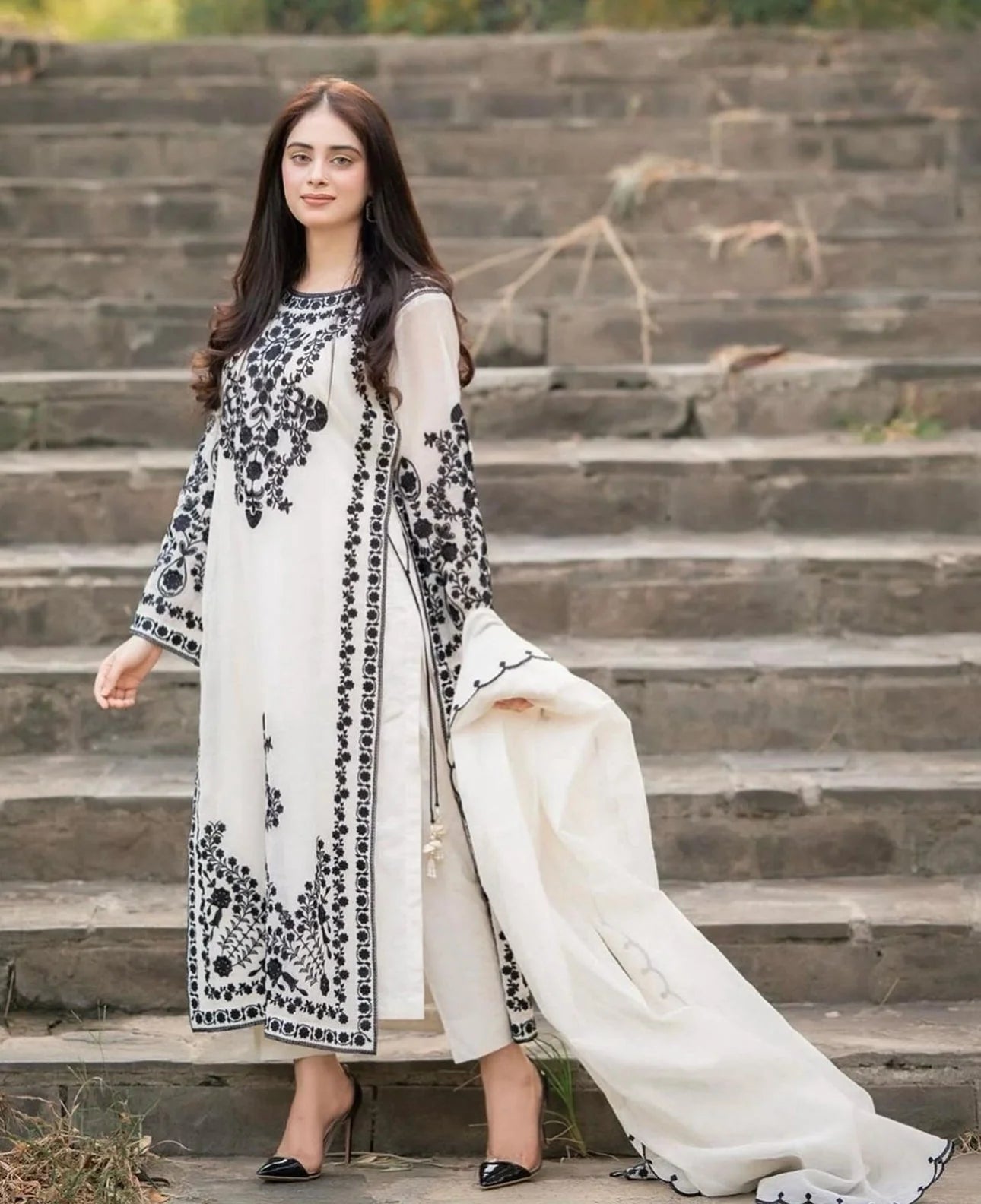 JAZMIN- DHANAK 3PC EMBROIDERED SHIRT WITH DHANAK EMBROIDERED SHAWL WITH TROUSER-W.J-1032