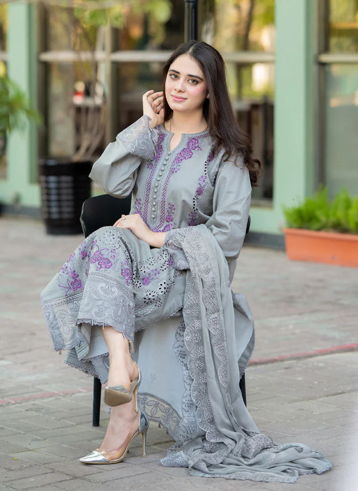 LIBAAS-3PC DHANAK EMBROIDERED SHIRT WITH CHIFFON EMBROIDERED DUPATTA AND TROUSER -W.J-1786