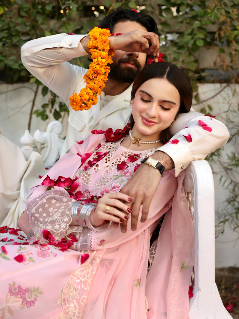 MAHNUR-3PC LAWN EMBROIDERED SHIRT WITH MONARK EMBROIDERED DUAPATTA AND TROUSER-W.J-1672