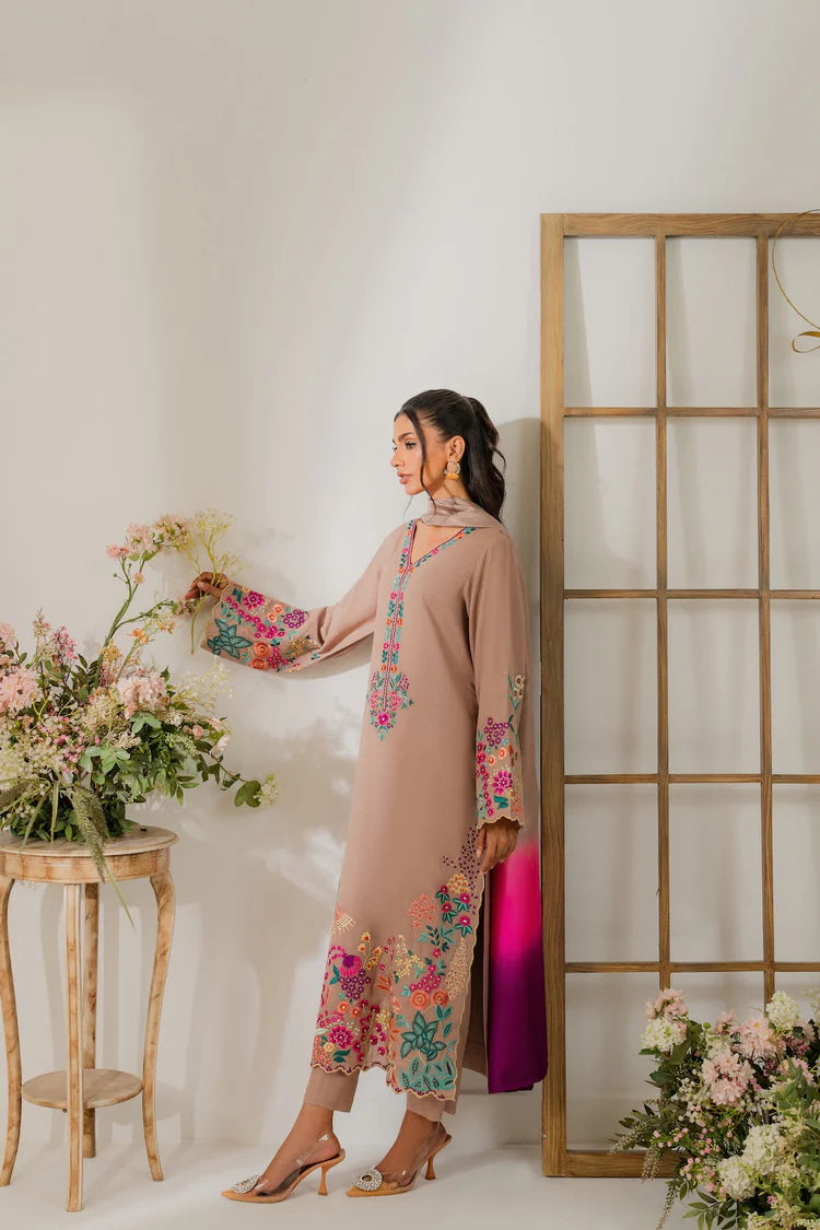 VINTAGE-3PC DHANAK EMBROIDERED SHIRT WITH TYE & DYE CHIFFON DUPATTA AND TROUSER-W.J-1995