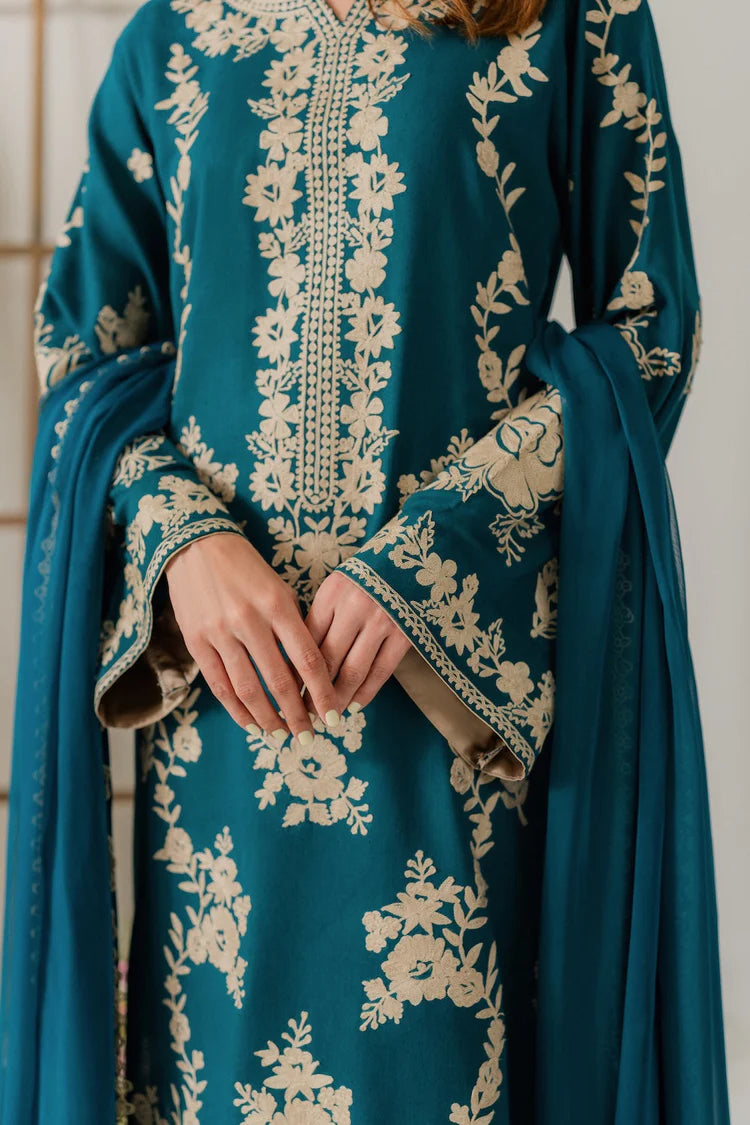 BAROQUE-3PC KHADDAR PRINTED SHIRT WITH KHADDAR PRINT DUPATTA AND PRINT TROUSER-W.J-1977