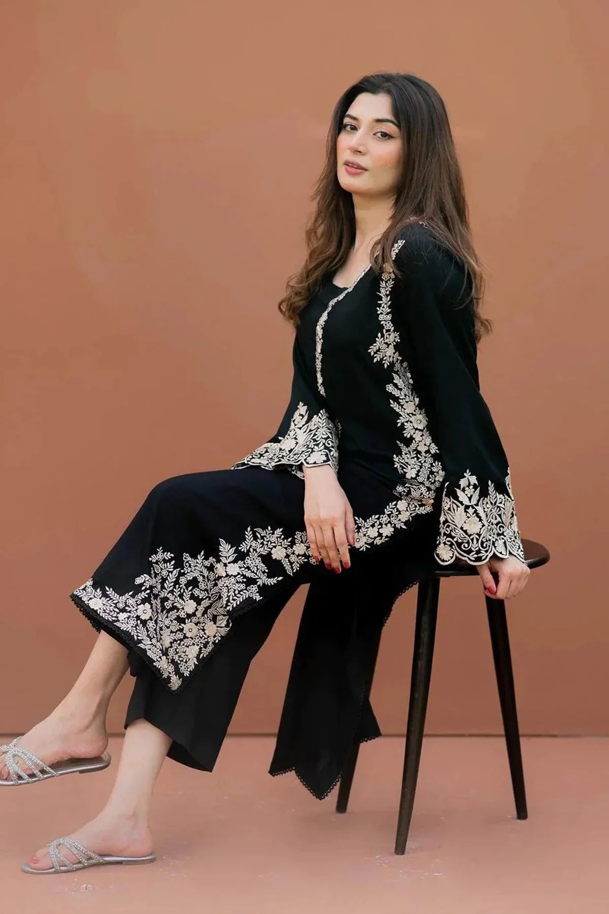LAJWANTI-2PC DHANAK EMBROIDERED SHIRT WITH DHANAK EMBROIDERED SLEEVES-W.J-1070