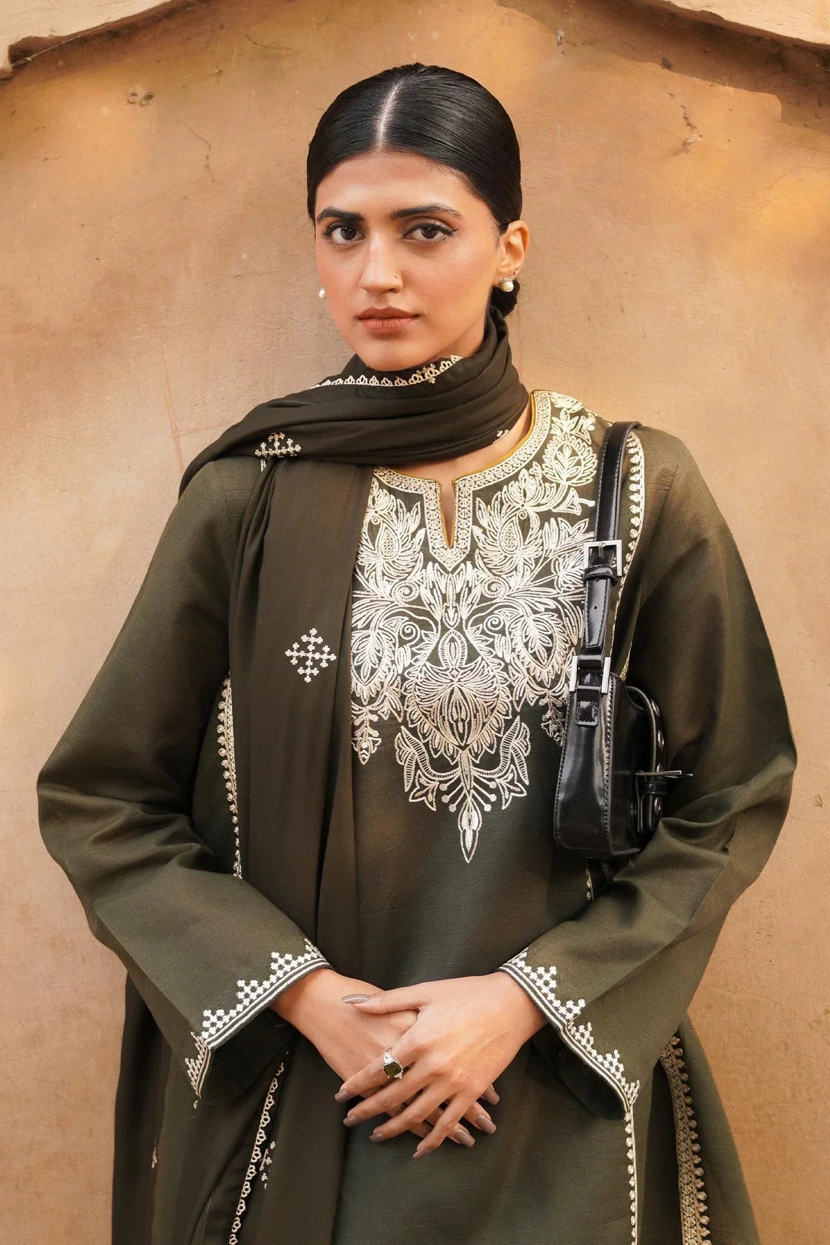 ZARA SHAH JAHAN - 3PC DHANAK EMBROIDERED SHIRT WITH DHANAK EMBROIDERED SHAWL-W.J-1157