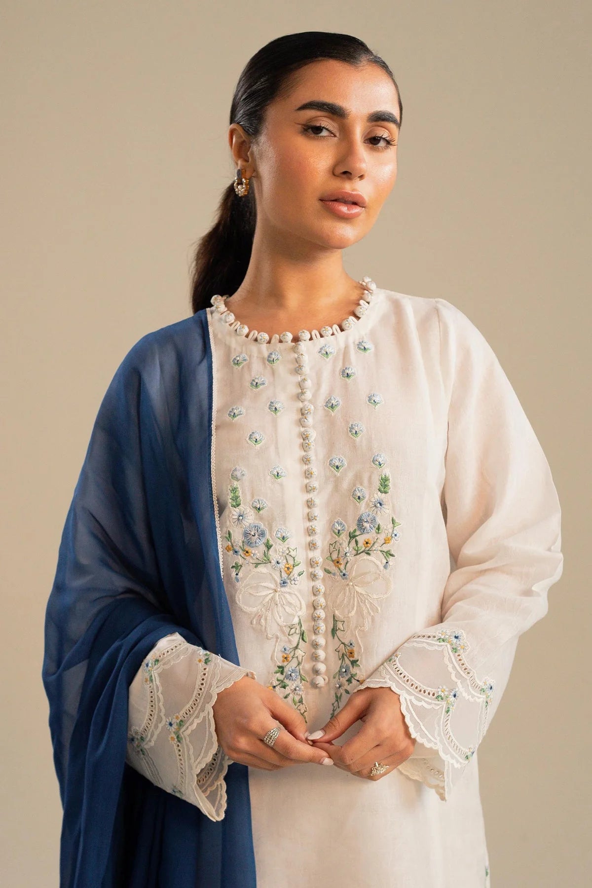 ZAHRA SHAH JAHAN 3PC DHANAK EMBROIDERED SHIRT WITH BAMBER CHIFFON EMBROIDERED DUPATTA AND TROUSER-W.J-1266