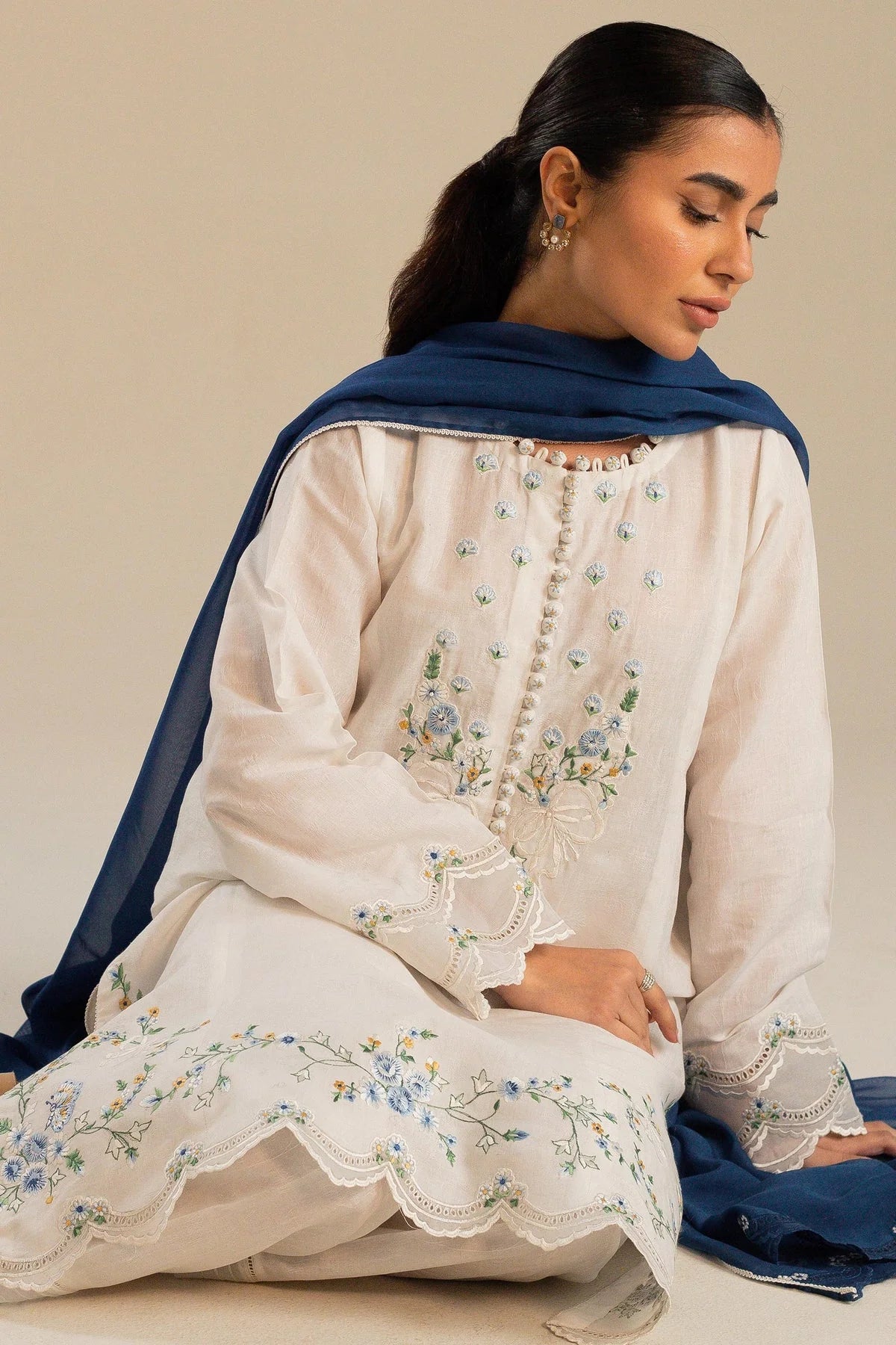 ZAHRA SHAH JAHAN 3PC DHANAK EMBROIDERED SHIRT WITH BAMBER CHIFFON EMBROIDERED DUPATTA AND TROUSER-W.J-1266