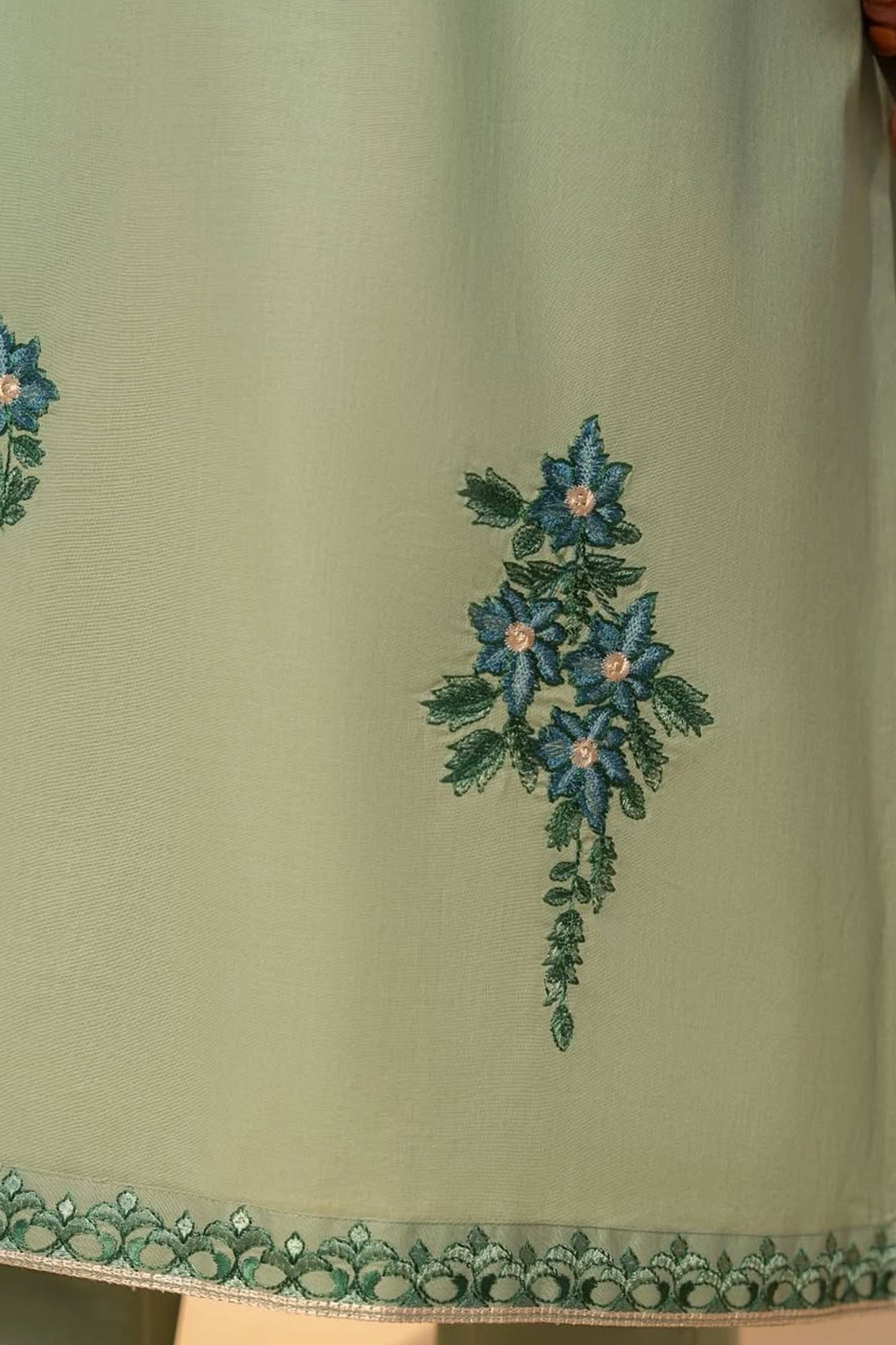 LAZULI-3PC LAWN EMBROIDERED SHIRT WITH CHIFFON EMBROIDERED DUPATTA AND TROUSER-W.J-1685