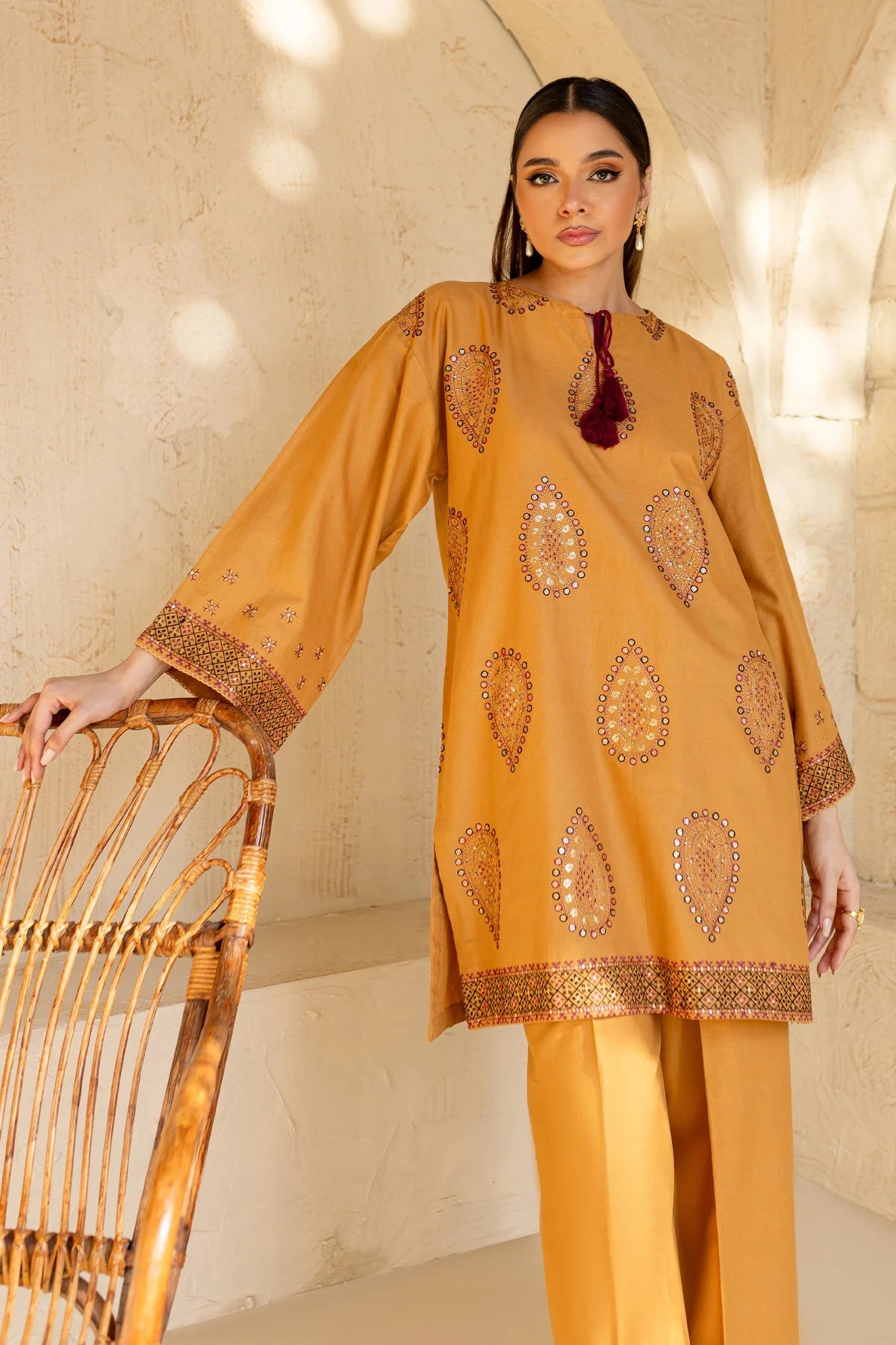 BATIK-2PC DHANAK EMBROIDRED SHIRT WITH AND EMBROIDRED TROUSER-W.J-1067