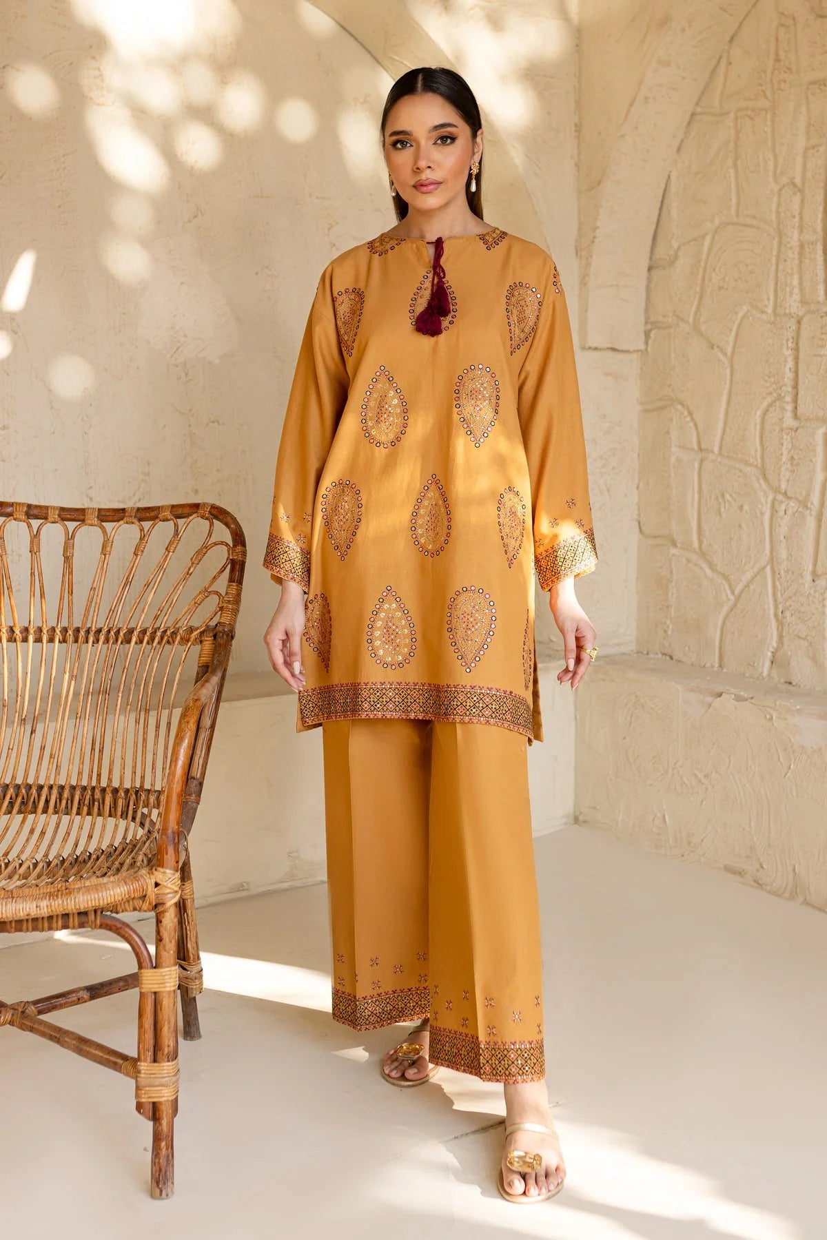 BATIK-2PC DHANAK EMBROIDRED SHIRT WITH AND EMBROIDRED TROUSER-W.J-1067