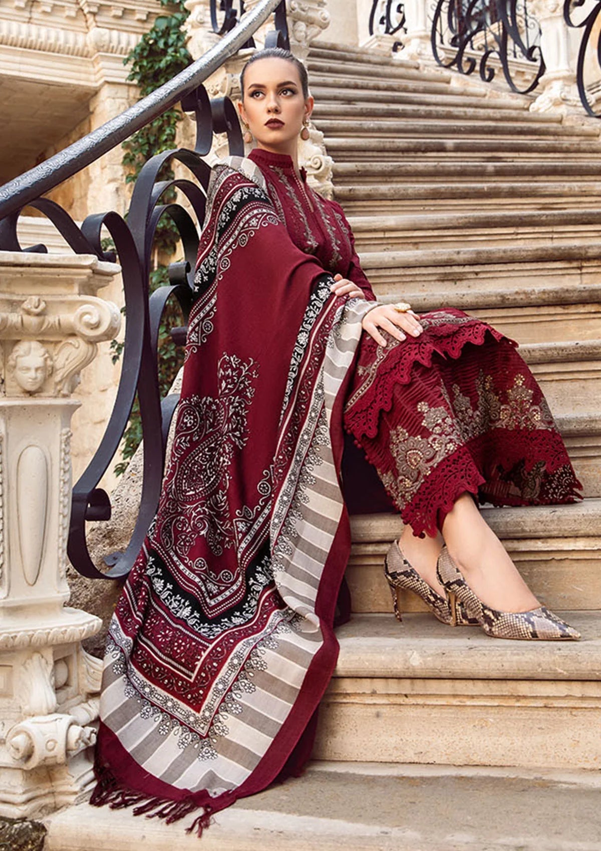 MARIA B-3PC LAWN EMBROIDERED SHIRT WITH MONARK PRINT DUPATTA AND LAWN TROUSER-W.J-1474