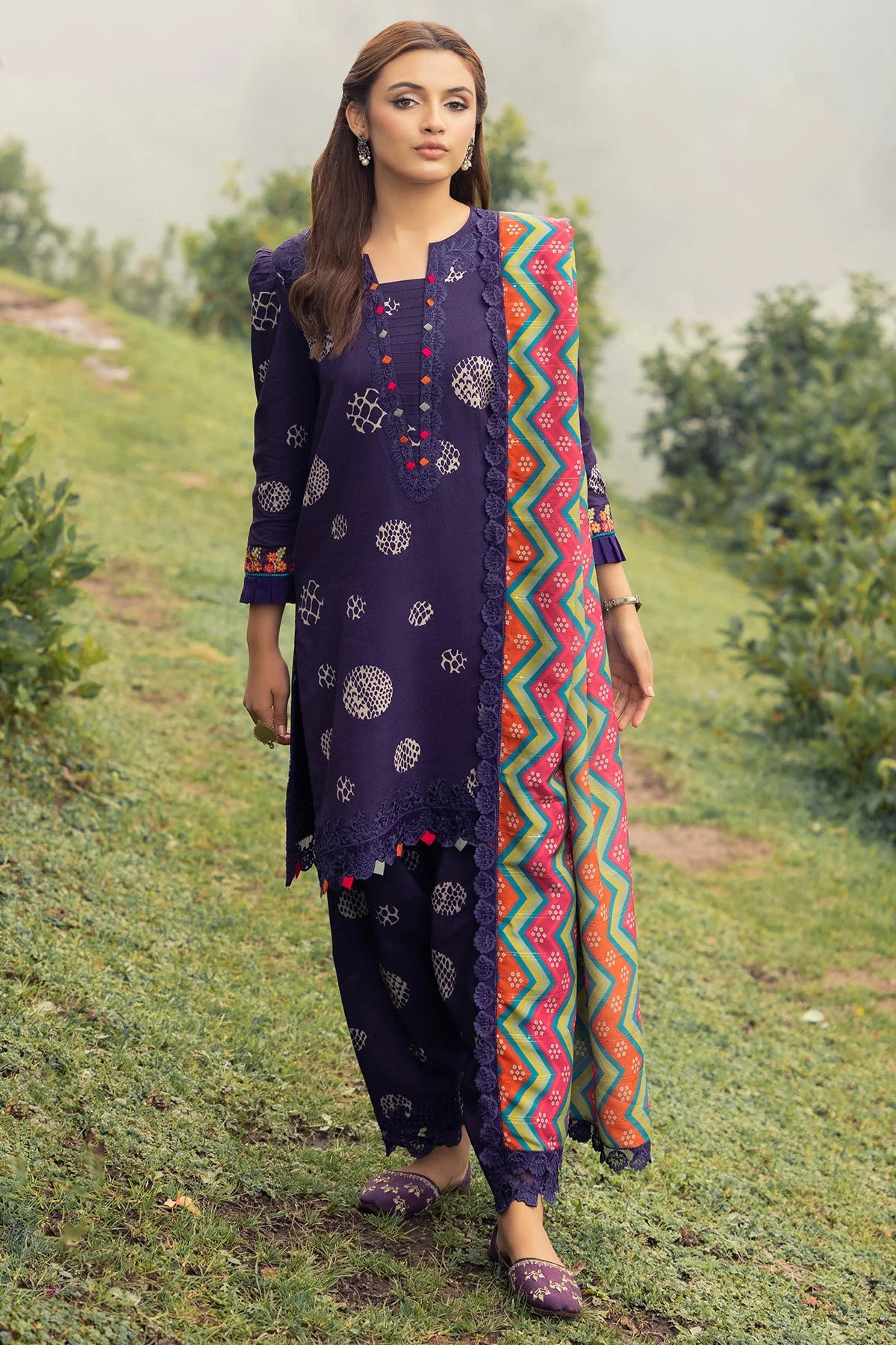 BAROUQUE- 3PC KARANDI PRINTED SHIRT WITH KARANDI PRINTED DUAPTTA AND TROUSER-W.J-1139