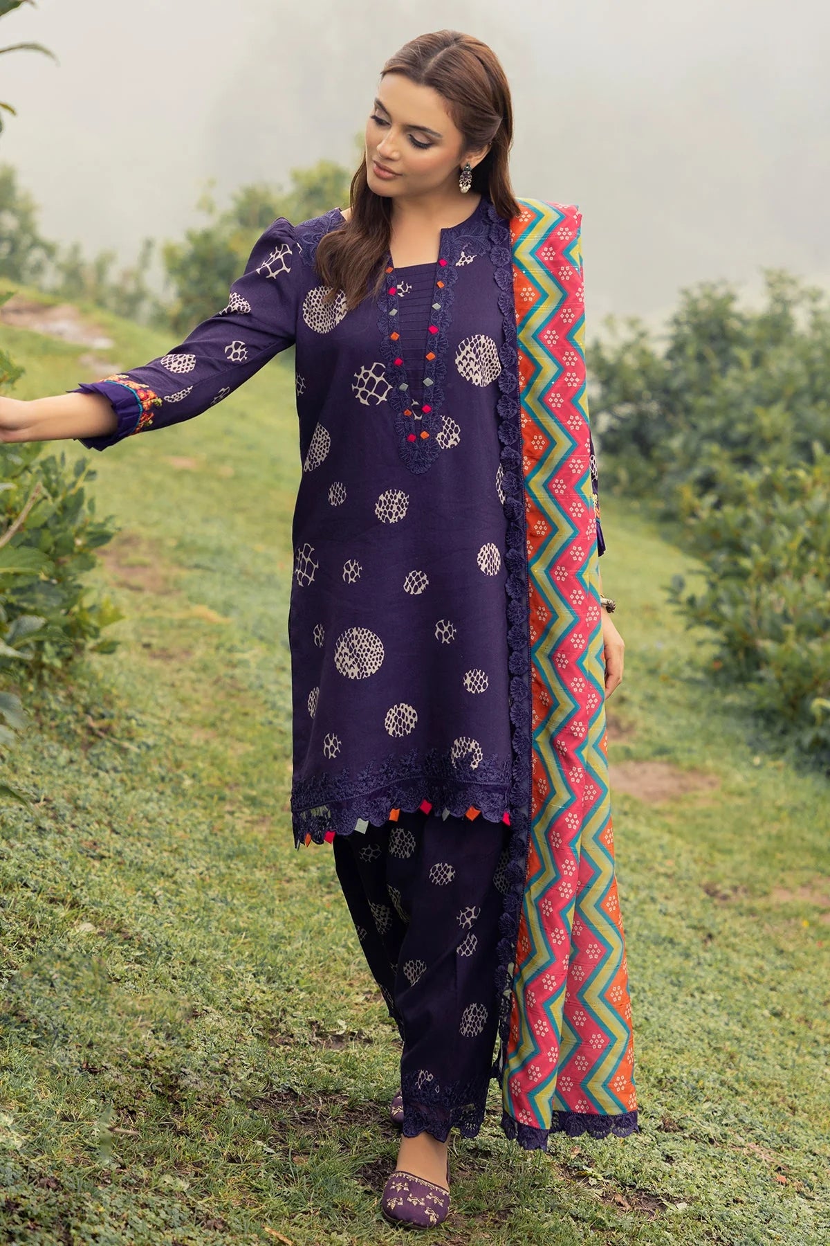 BAROUQUE- 3PC KARANDI PRINTED SHIRT WITH KARANDI PRINTED DUAPTTA AND TROUSER-W.J-1139