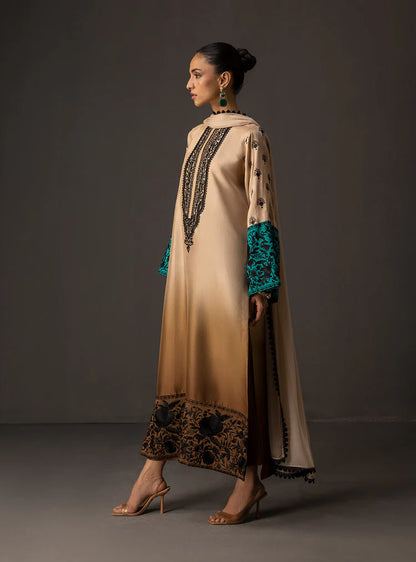 ZAINAB CHOTANI-3PC SHAMOZ SILK PRINT EMBROIDERED SHIRT WITH SOFT SILK PRINT DUPATTA & SILK TROUSER-W.J-1491