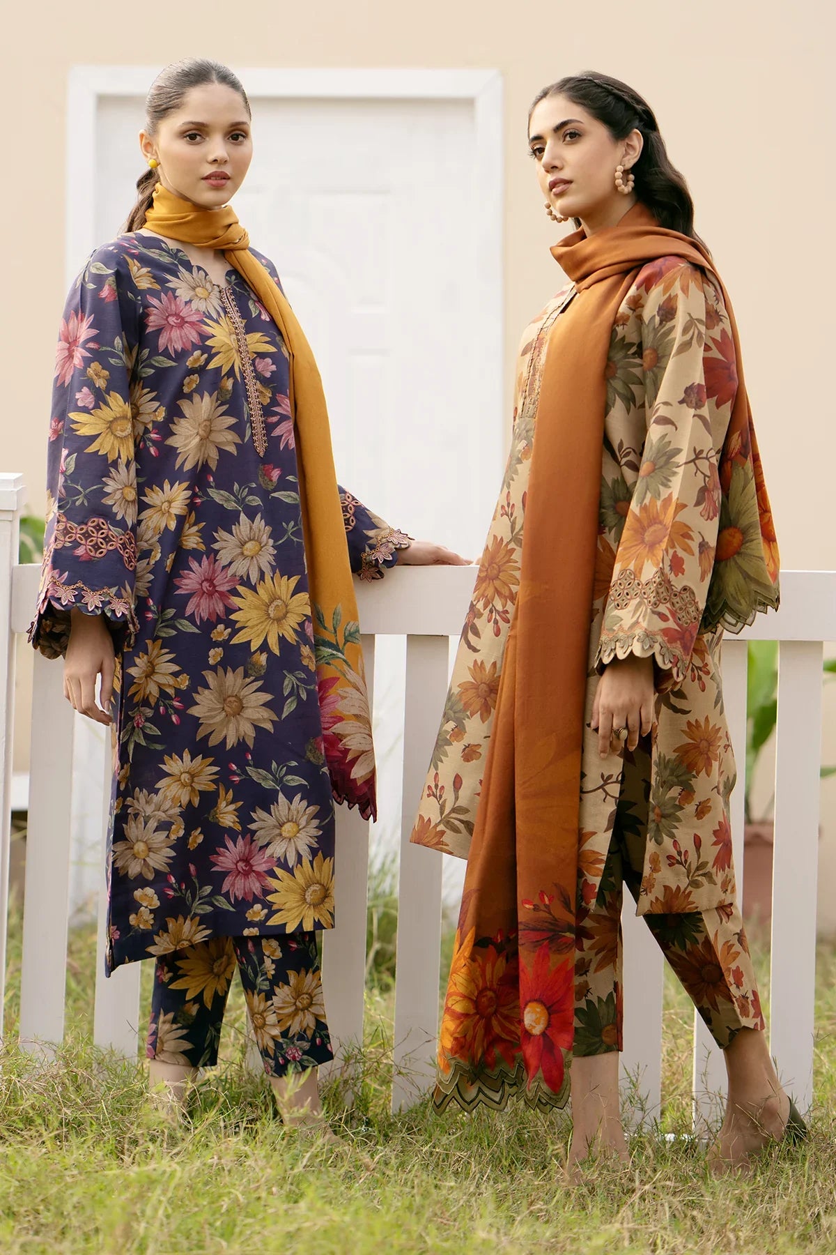 BAROQUE - 3PC KARANDI PRINTED SHIRT WITH KARANDI PRINTED DUAPTTA AND TROUSER-W.J-1236