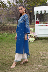 BATIK-3PC DHANAK EMBROIDERED SHIRT WITH CHIFFON EMBROIDERED DUPATTA AND EMB TROUSER-W.J-5105