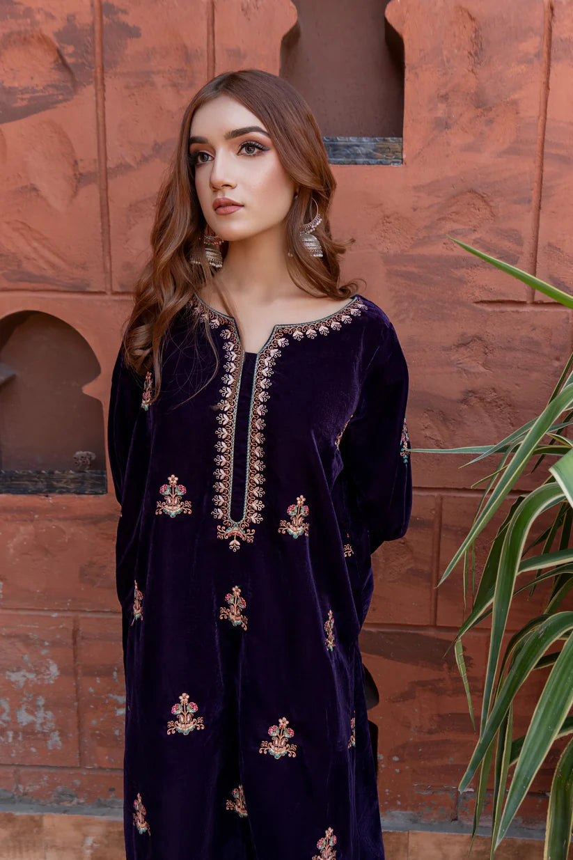 URGE - 2PC VELVET HEAVT EMBROIDERED SHIRT WITH VELEVT EMBROIDERED SLEEVES-D 22 MICROO 9000 -W.J-1383