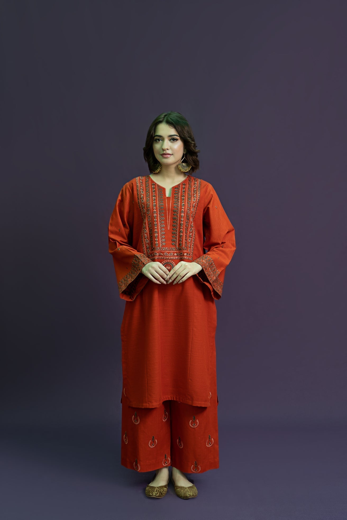 URGE-2PC LAWN EMBROIDRED SHIRT WITH AND EMBROIDRED TROUSER-W.J-1540