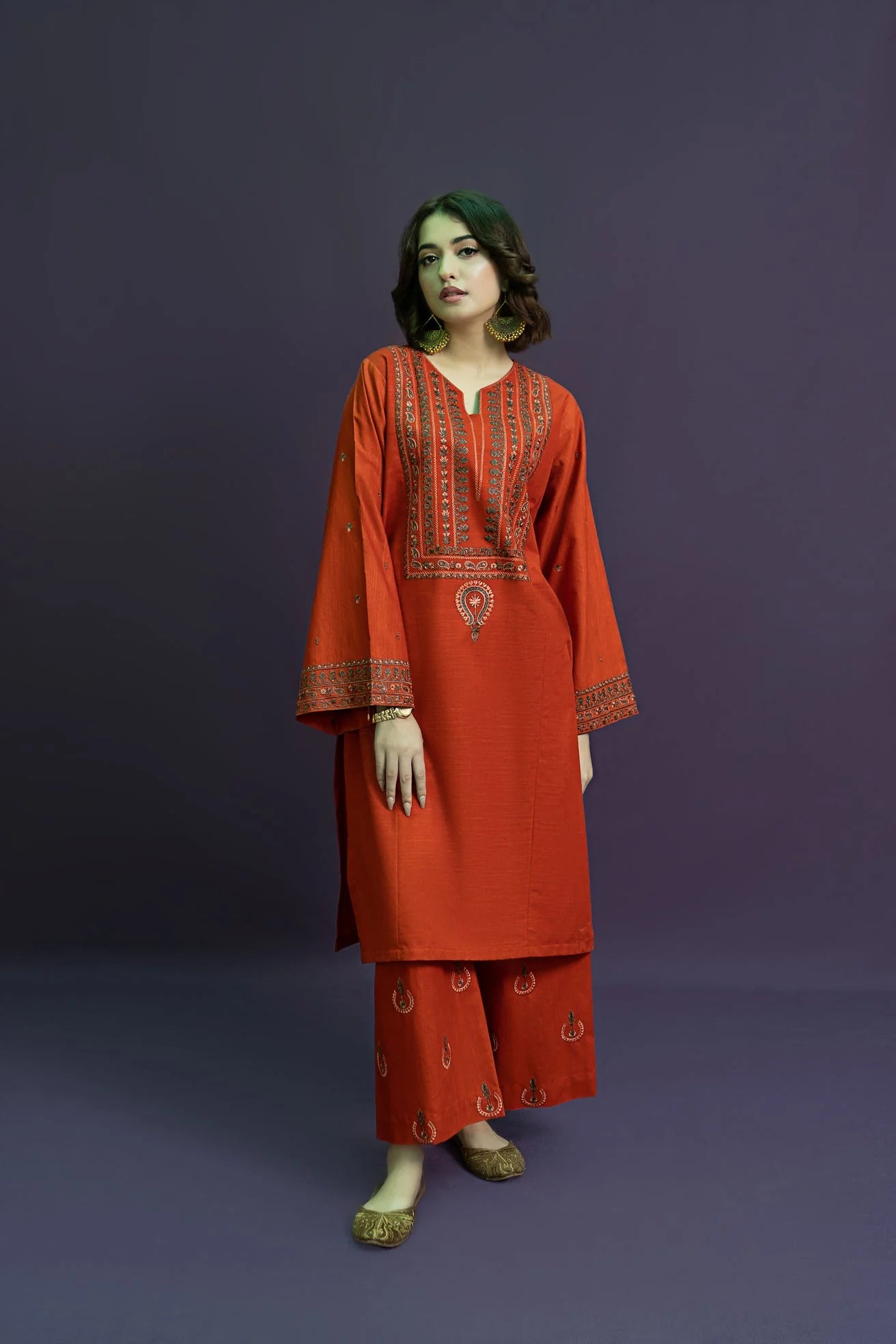 URGE-2PC DHANAK EMBROIDRED SHIRT WITH AND EMBROIDRED TROUSER-W.J-1068