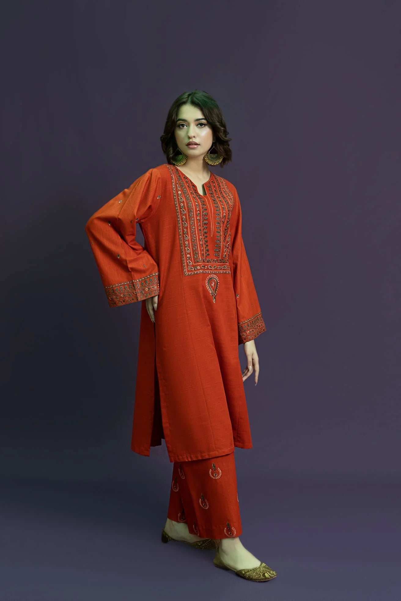 URGE-2PC DHANAK EMBROIDRED SHIRT WITH AND EMBROIDRED TROUSER-W.J-1068