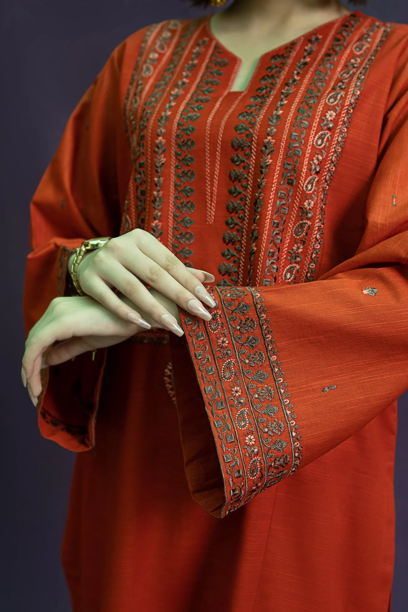 URGE-2PC DHANAK EMBROIDRED SHIRT WITH AND EMBROIDRED TROUSER-W.J-1068