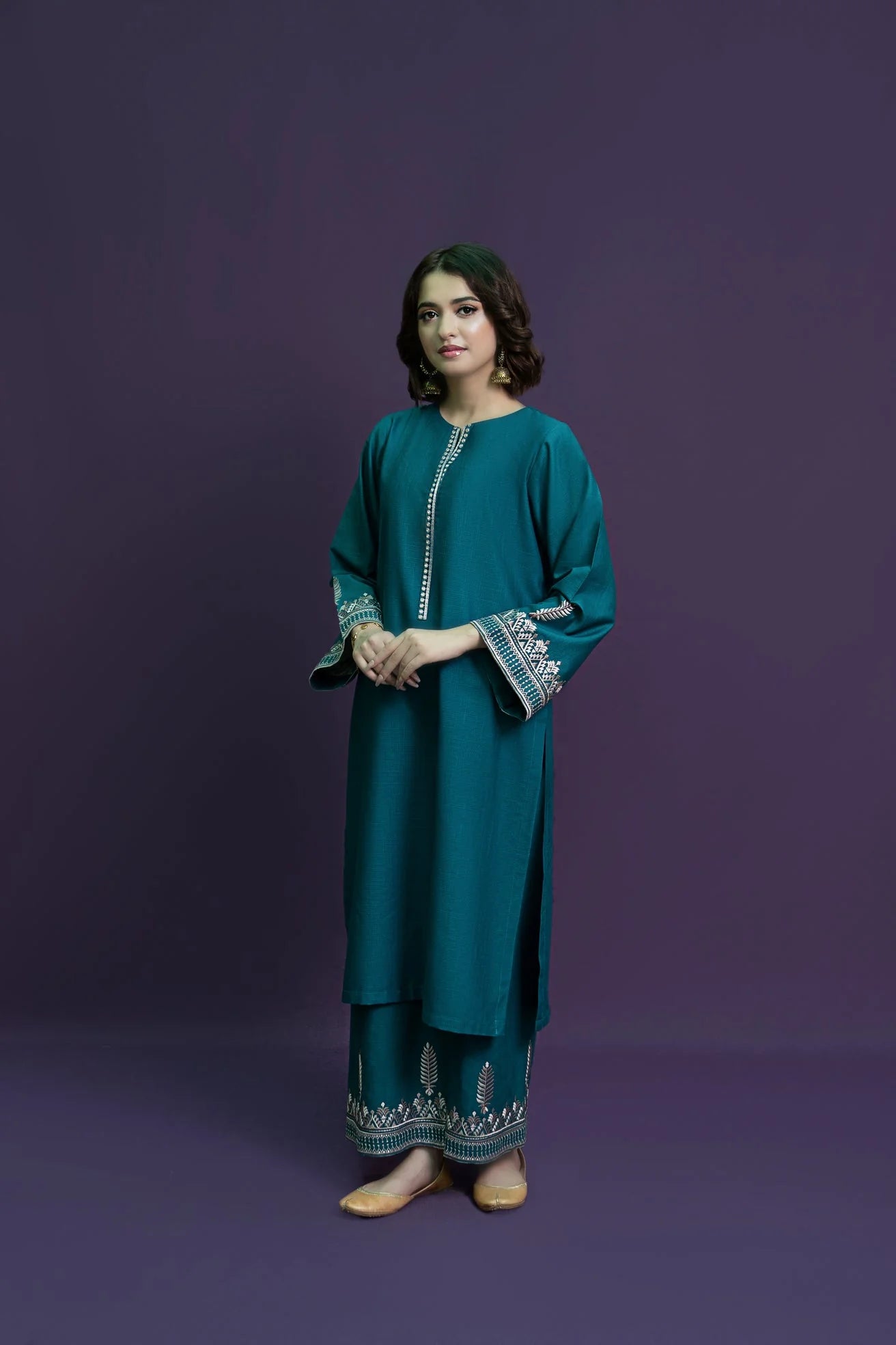 URGE-2PC KHADAR EMBROIDRED SHIRT WITH AND EMBROIDRED TROUSER-W.J-1066