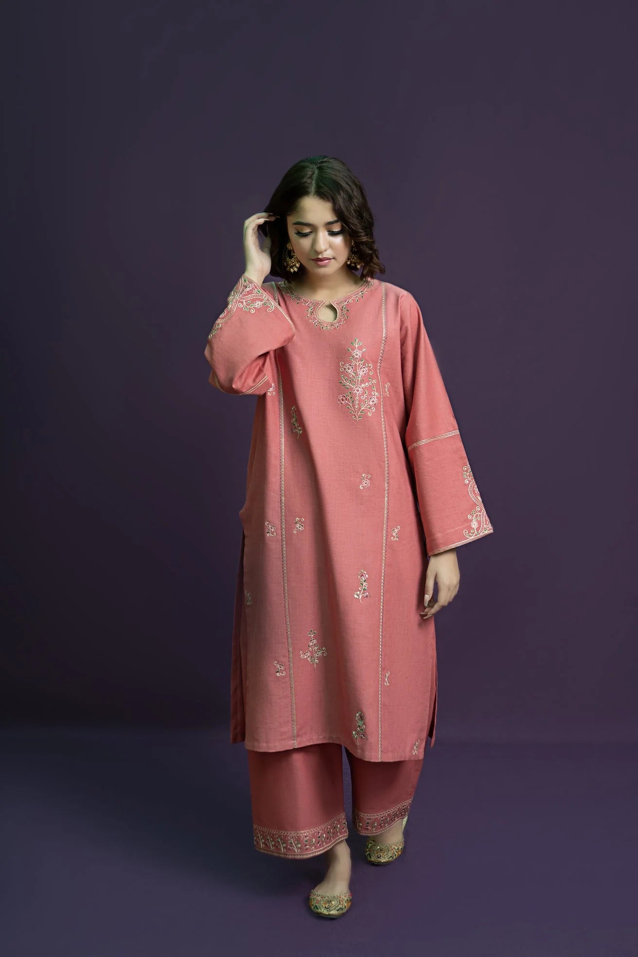 URGE-2PC LAWN EMBROIDRED SHIRT WITH LAWN EMBROIDRED TROUSER-W.J-1573