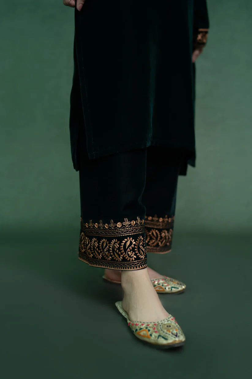 URGE - 2PC Velvet Heavy Embroidered Shirt With Velvet Heavy Embroidered Trouser -D20-W.J-1371