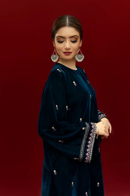 URGE - 2PC Velvet Heavy Embroidered Shirt With Velvet Heavy Embroidered Trouser -D21-W.J-1372