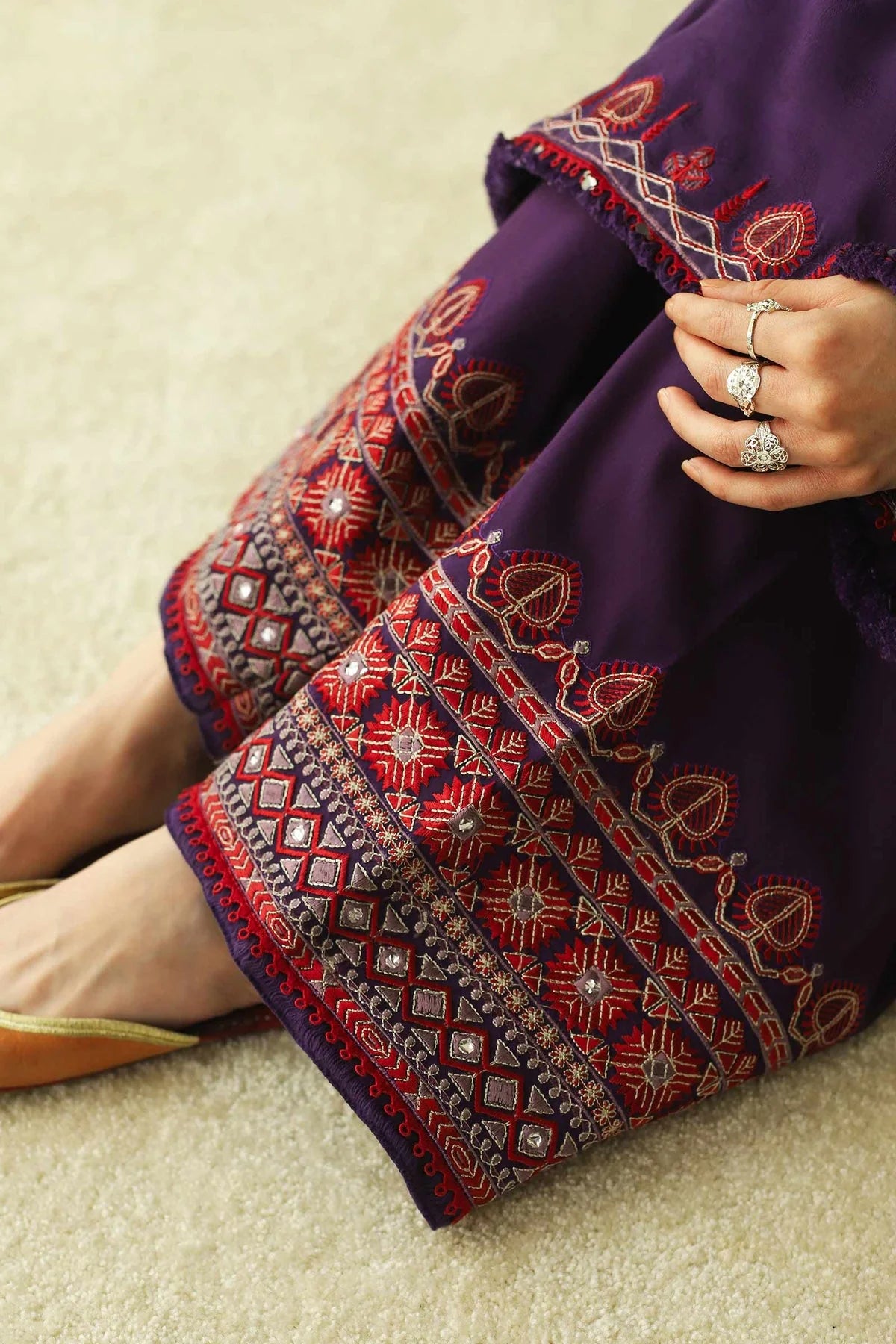 COCO BY ZARA SHAHJAHAN- 3PC DHANAK EMBROIDERED SHIRT WITH EMBROIDERED SHAWL-W.J-1052