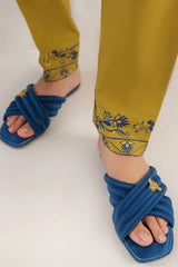 HANA- 3PC KHADAR EMBROIDERED SHIRT WITH COURTRAI PRINT SHAWL AND TROUSER-W.J-1023