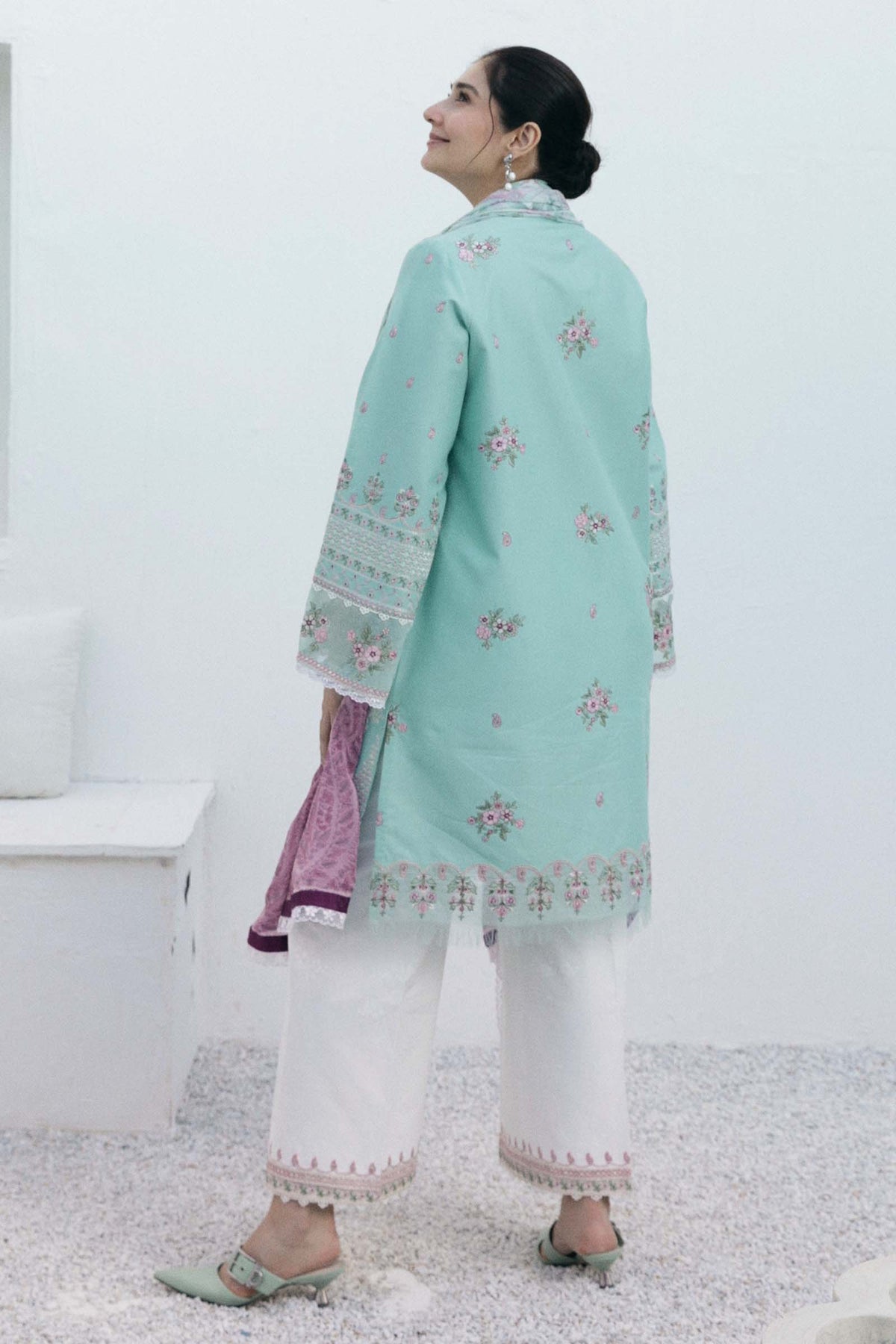 ZAHRA SHAHJAHAN- 3PC LAWN EMBROIDERED SHIRT WITH MONARK PRINT DUPATTA-W.J-1548