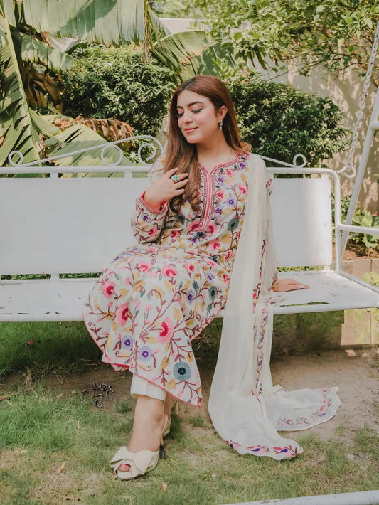 SAPPHIRE-3PC DHANAK EMBROIDERED SHIRT WITH BAMBER CHIFFON EMBROIDERED DUPATTA & TROUSER-W.J-1991