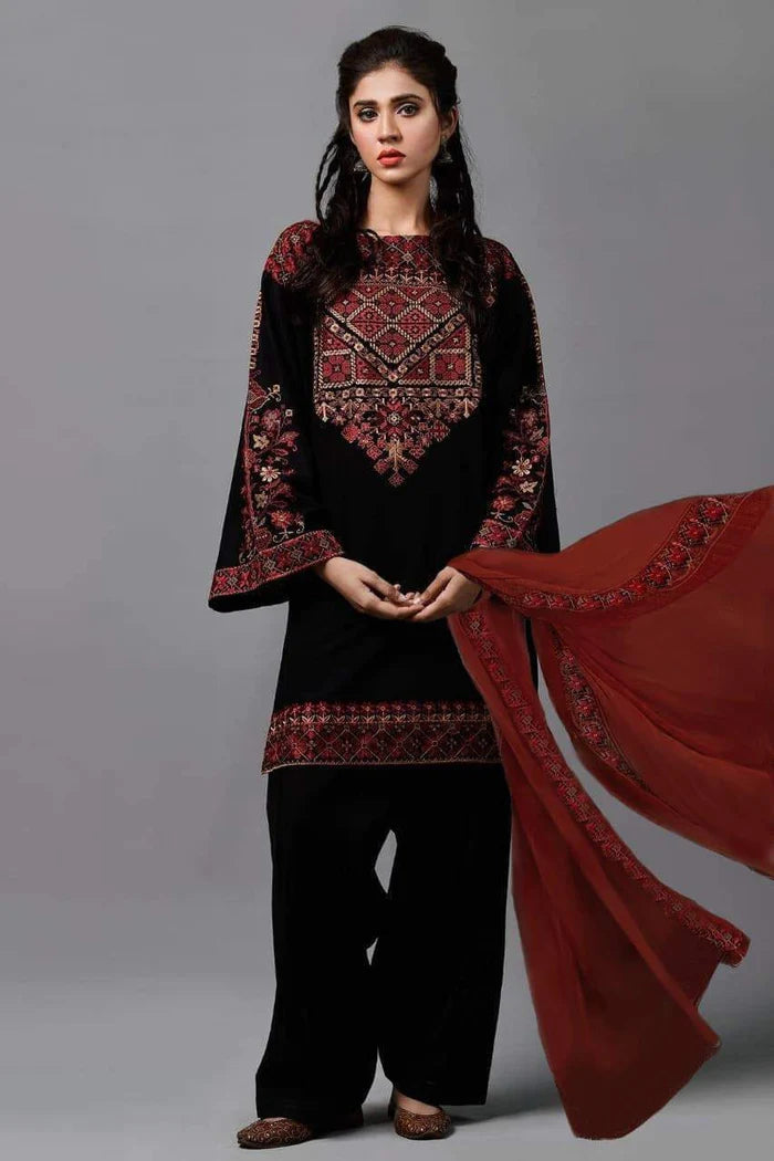 KAYSERIA- 3PC LAWN HEAVY EMBROIDERED SHIRT WITH BAMBER CHIFFON EMBROIDERED DUPATTA-W.J-1539