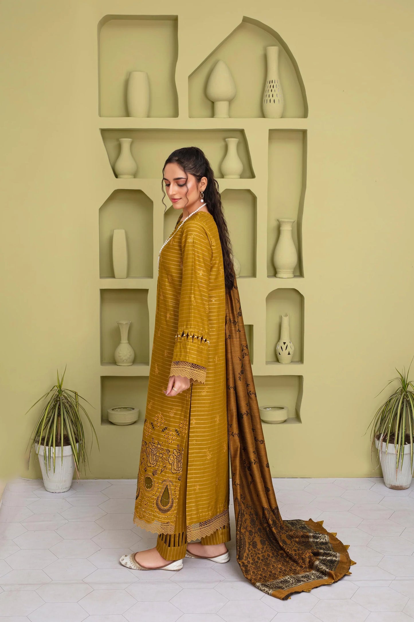 WearJora-3PC KHADAR CUTWORK EMBROIDERED SHIRT WITH KASHMIRI JACQUARD WOOL SHAWL-W.J-1315