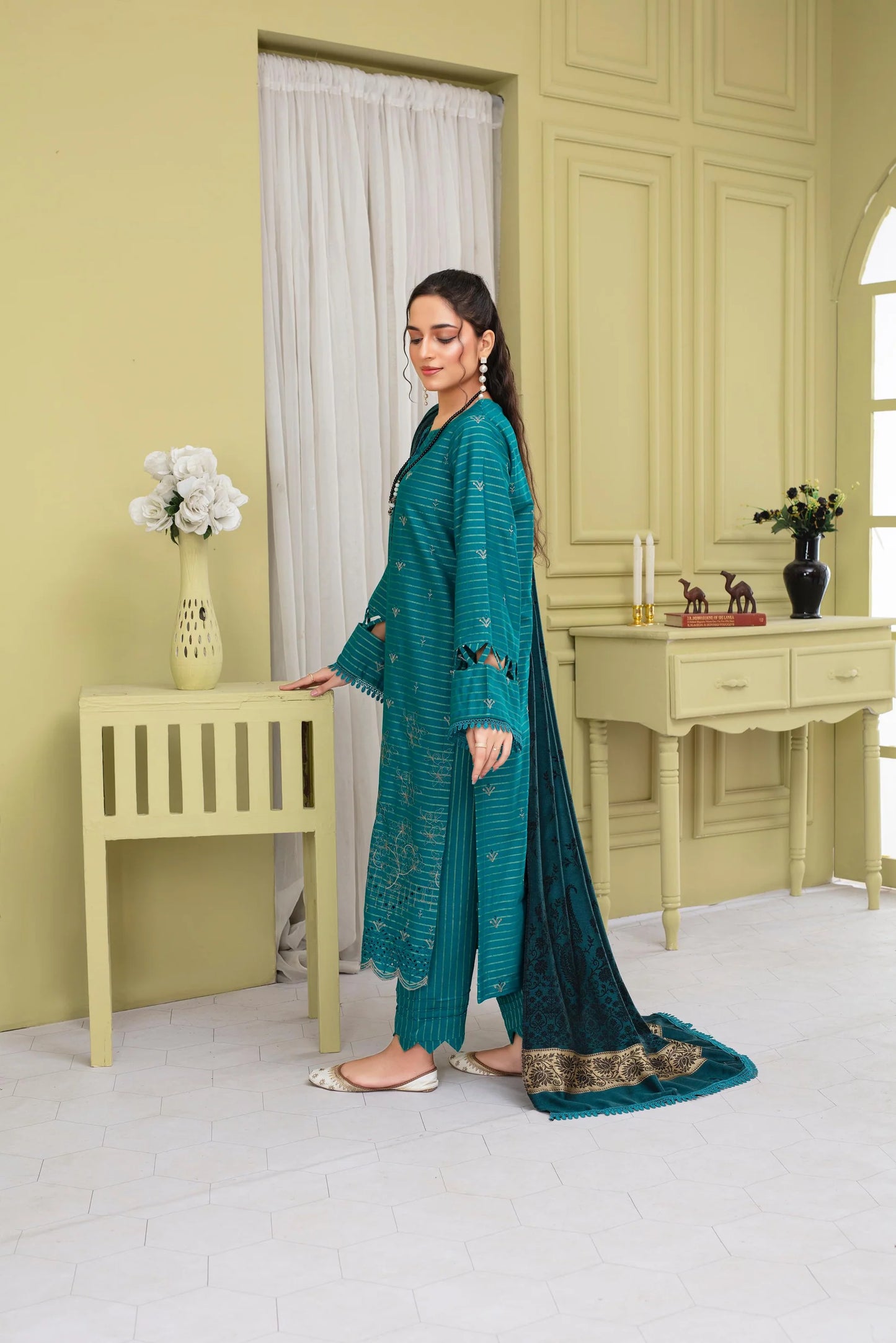 WearJora-3PC KHADAR CUTWORK EMBROIDERED SHIRT WITH KASHMIRI JACQUARD WOOL SHAWL-W.J-1314