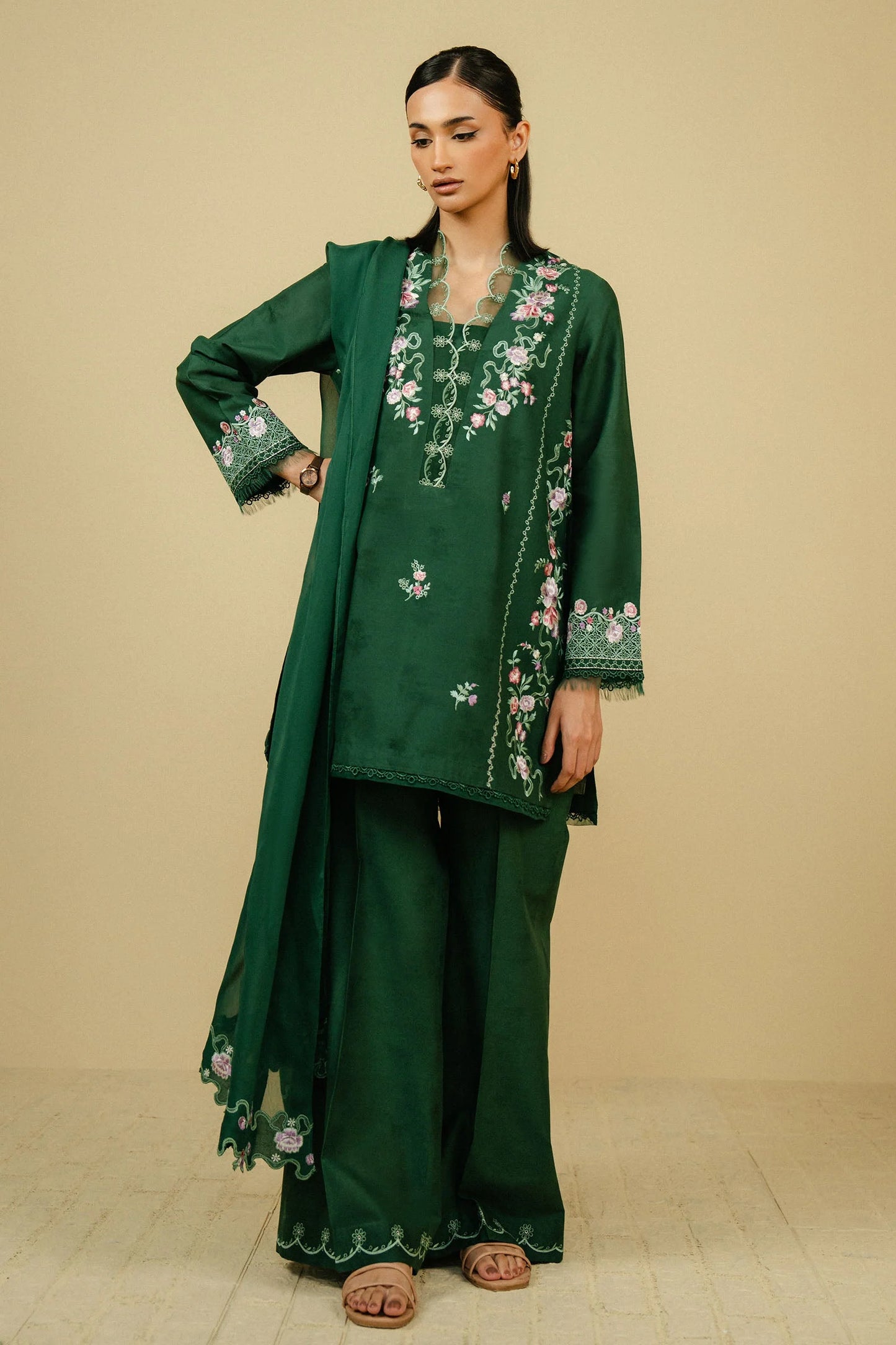 ZAHRA SHAHJAHAN-3PC DHANAK EMBROIDERED SHIRT WITH CHIFFON EMBROIDRED DUPATTA-W.J-1106