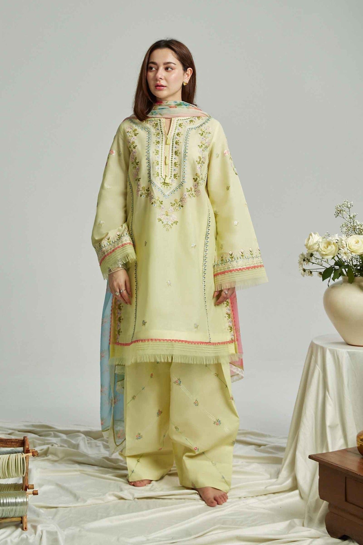 ZARASHAHJAHAN-3PC LAWN EMBROIDERED SHIRT WITH MONARK PRINT DUPATTA & EMB TROUSER -W.J-1533