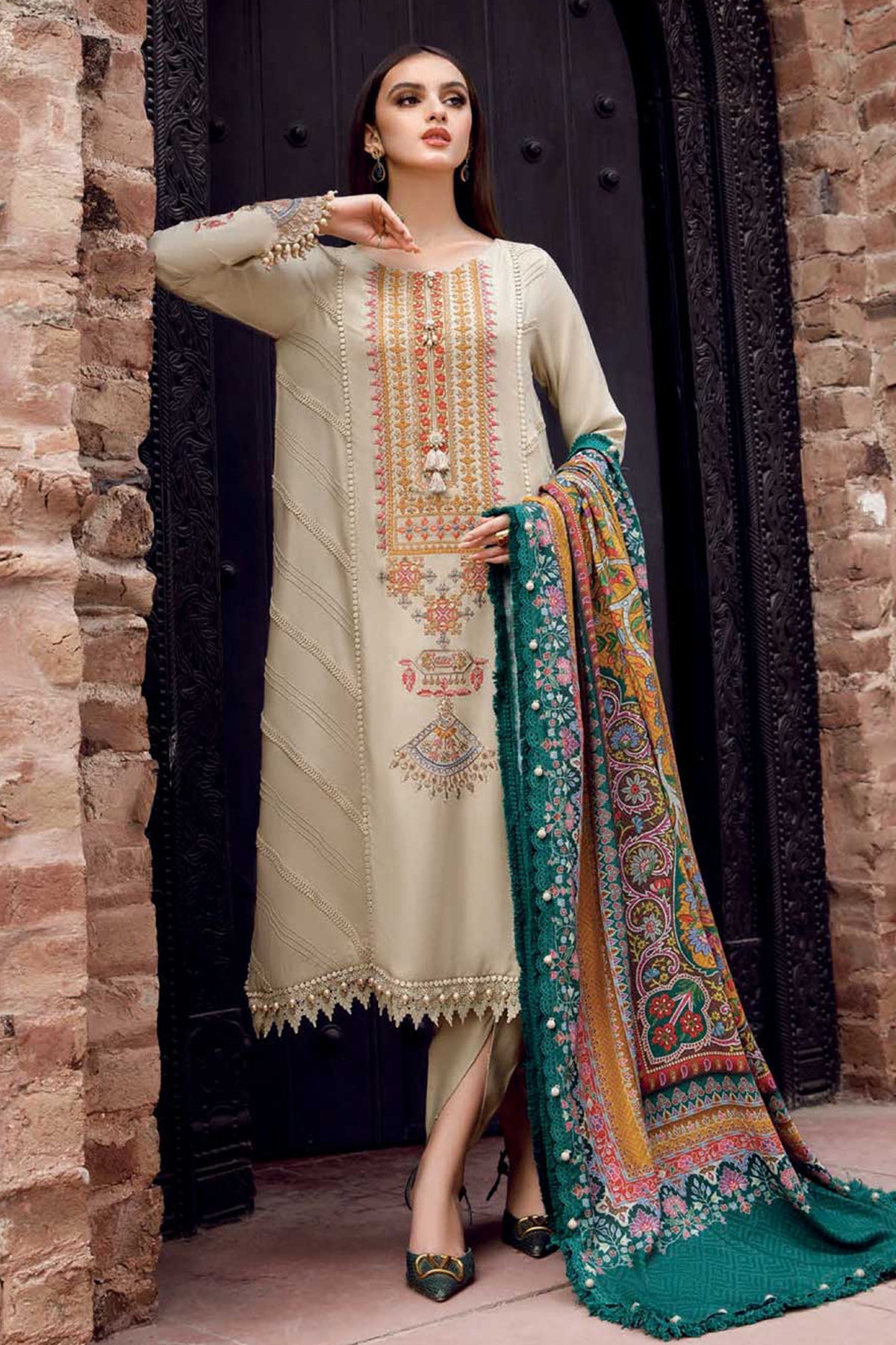 MARIA B- 3PC LAWN EMBROIDERED SHIRT WITH MONARK PRINTED DUPATTA AND TROUSER-W.J-1484