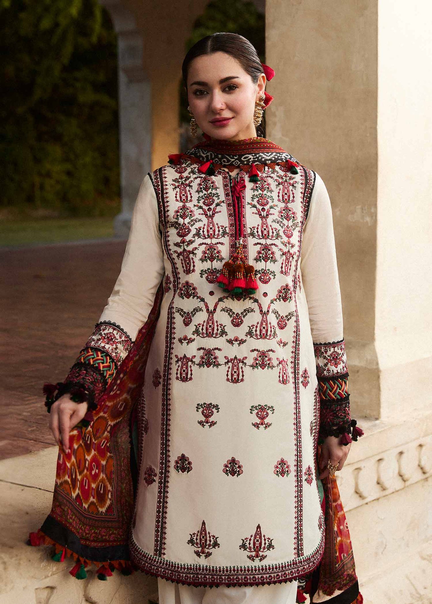 HUSSAIN REHAR- 3PC LAWN EMBROIDERED SHIRT WITH MONARK PRINT DUPATTA & TROUSER-W.J-1538