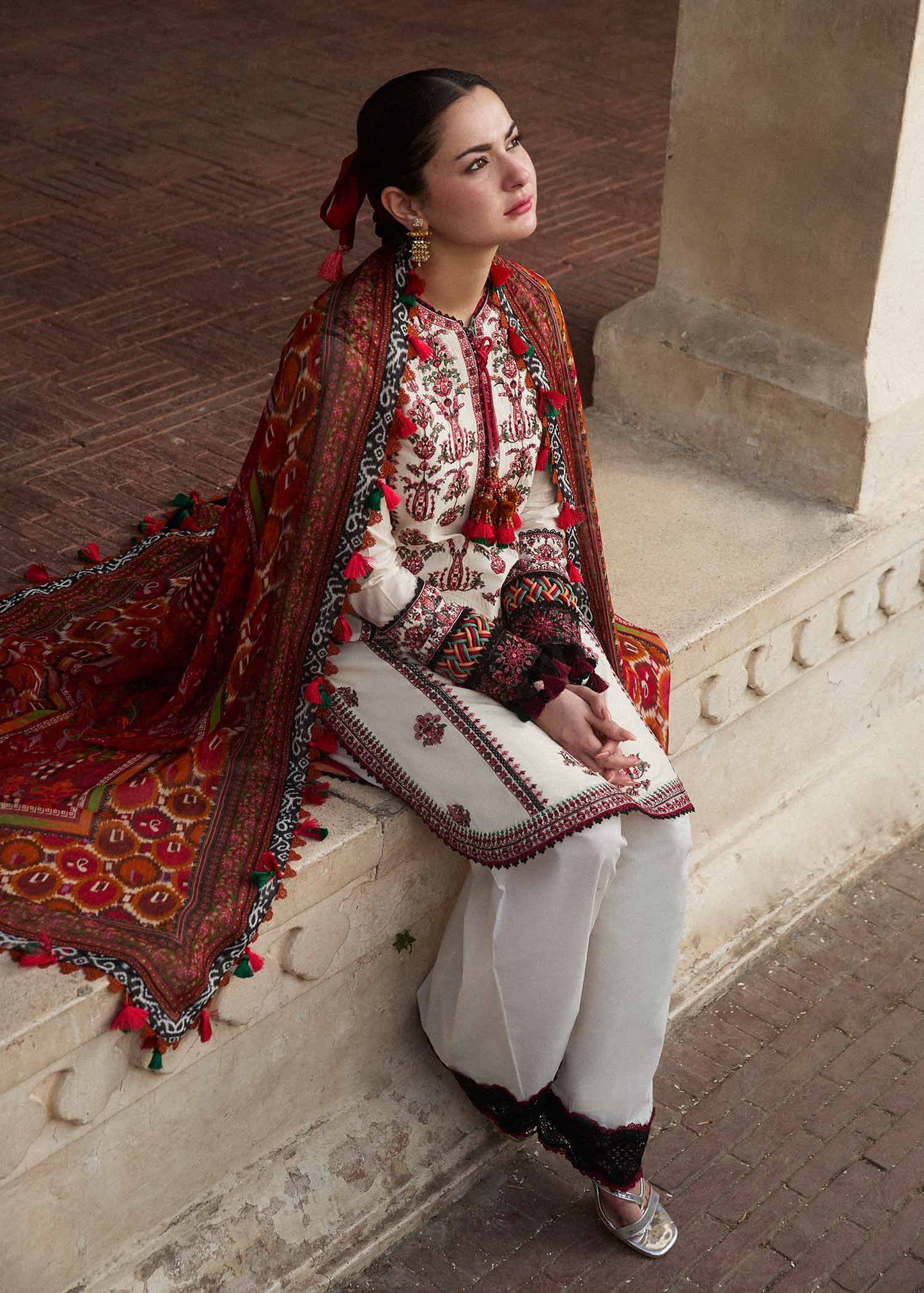 HUSSAIN REHAR- 3PC LAWN EMBROIDERED SHIRT WITH MONARK PRINT DUPATTA & TROUSER-W.J-1538